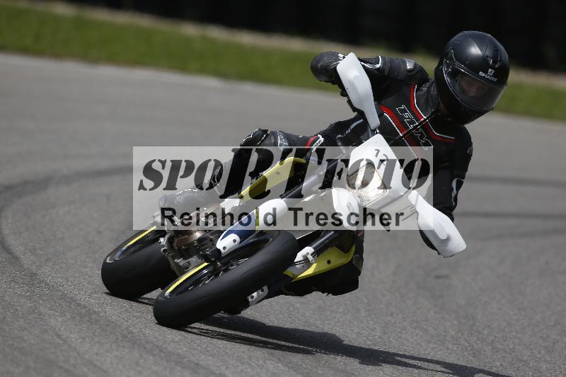 /Archiv-2024/29 12.06.2024 MOTO.CH Track Day ADR/Gruppe blau/12